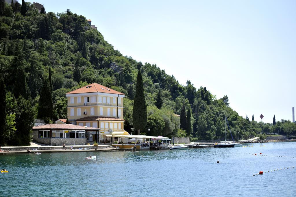 Bed&Breakfast Villa Eva Omišalj Zewnętrze zdjęcie