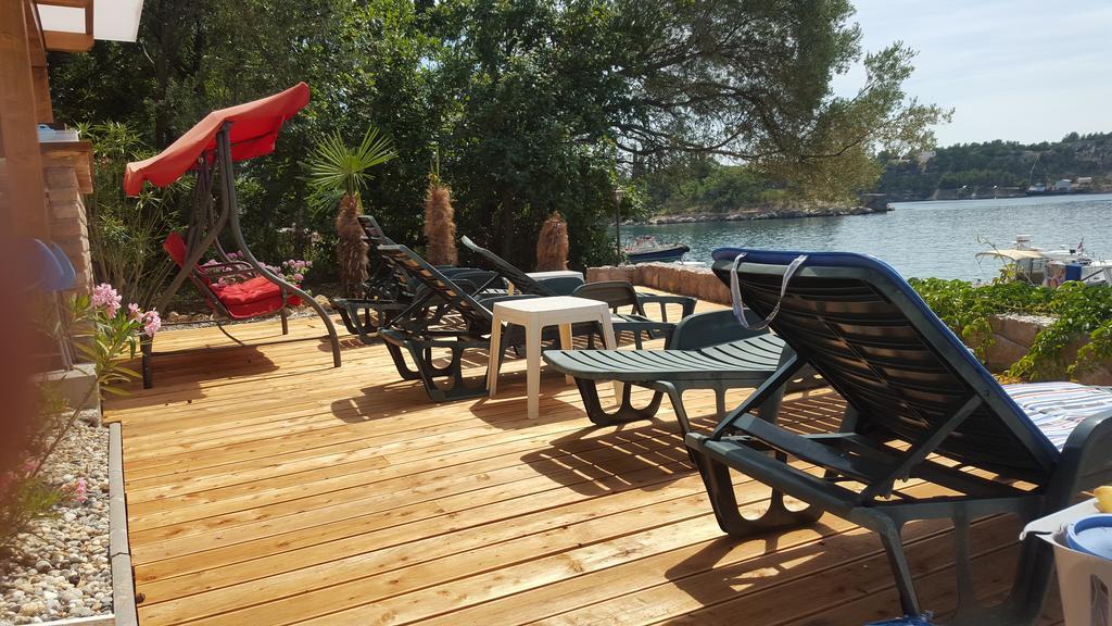 Bed&Breakfast Villa Eva Omišalj Zewnętrze zdjęcie