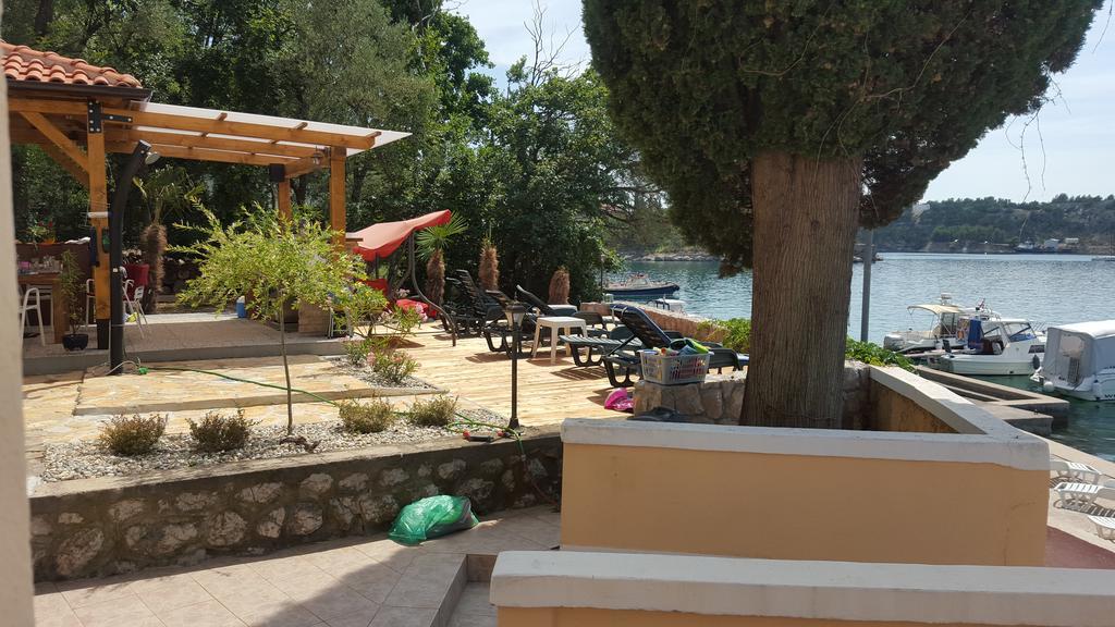 Bed&Breakfast Villa Eva Omišalj Zewnętrze zdjęcie